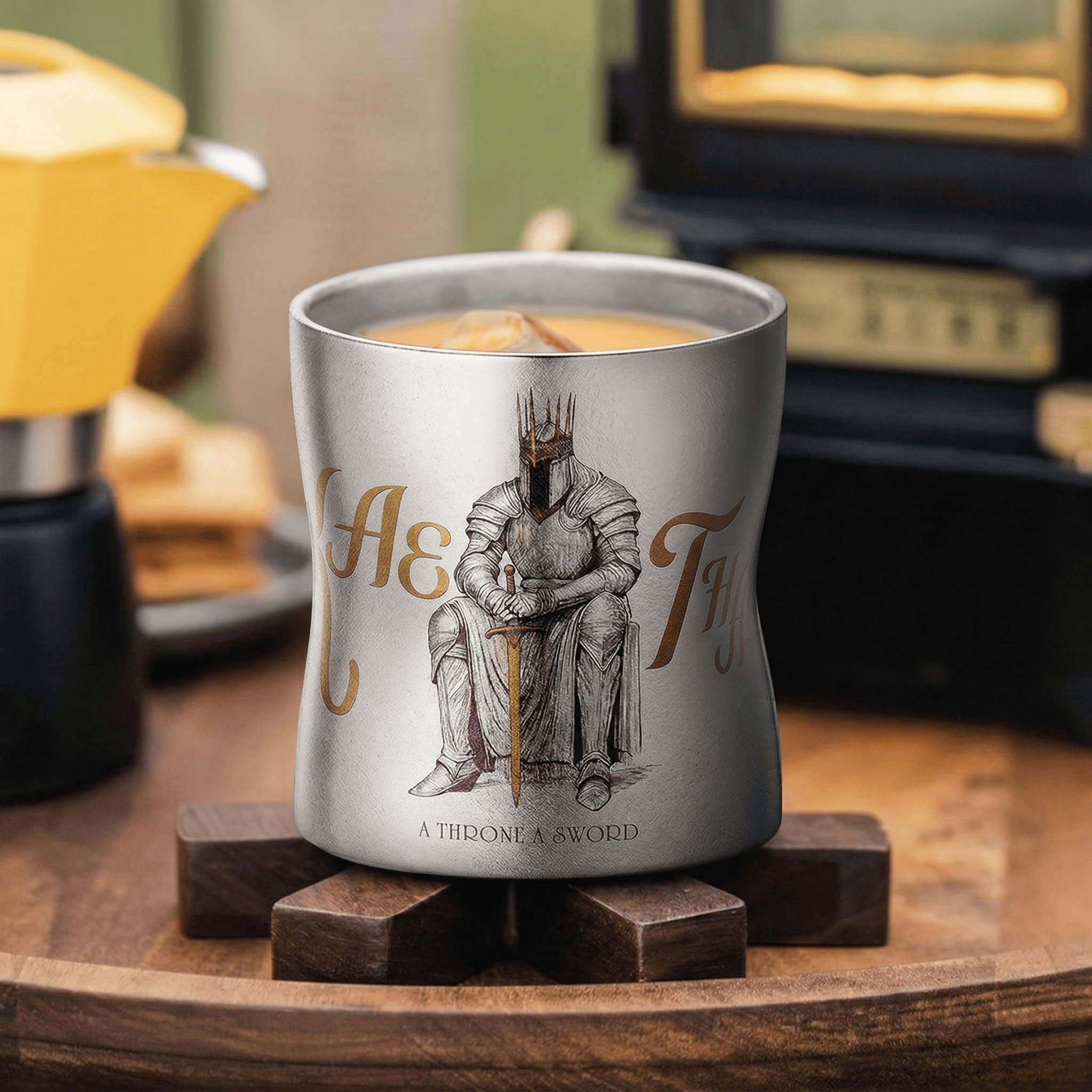 ARCFLINT King Series Double-walled Pure Titanium Cup 260ml – Engraved Crown Mug
